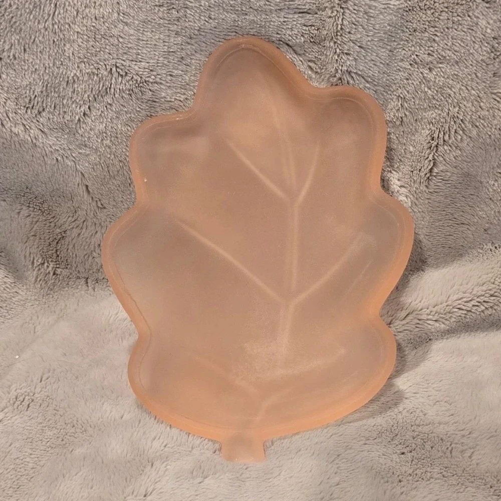 Frosted Peach/Pink Glass Oak Leaf Trinket Dish Matte Jewelry Tray Catchall 6.25